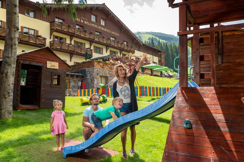 Ski & Wellness Residence Druzba Demänovská Dolina Dış mekan fotoğraf